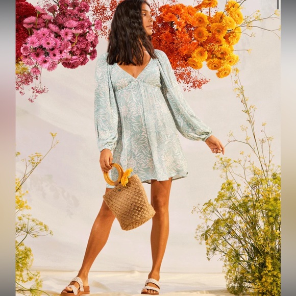 NWT Roxy Long sleeve Mini Dress ‘Sweetest Shores Dress’ (M) - Picture 2 of 16